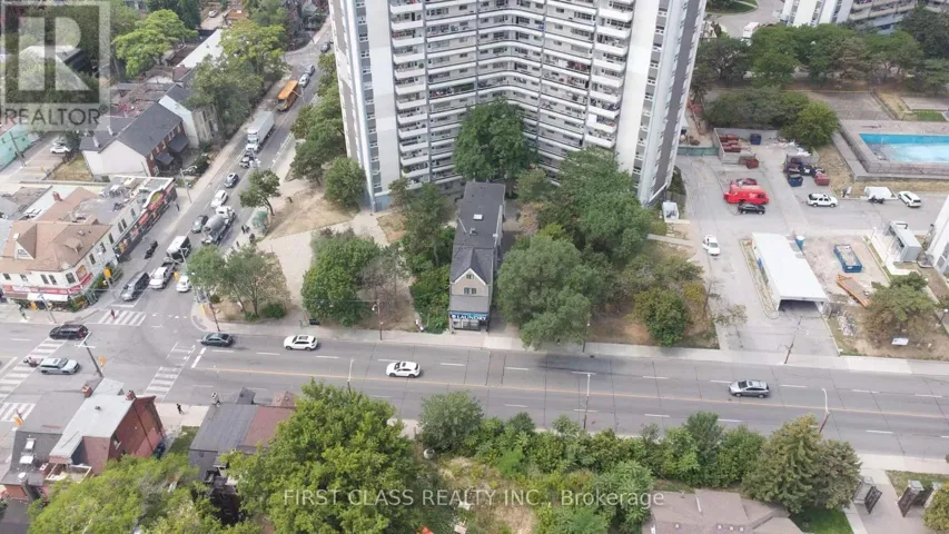 600 PARLIAMENT STREET, Toronto (North St. James Town), Ontario M4X1R2