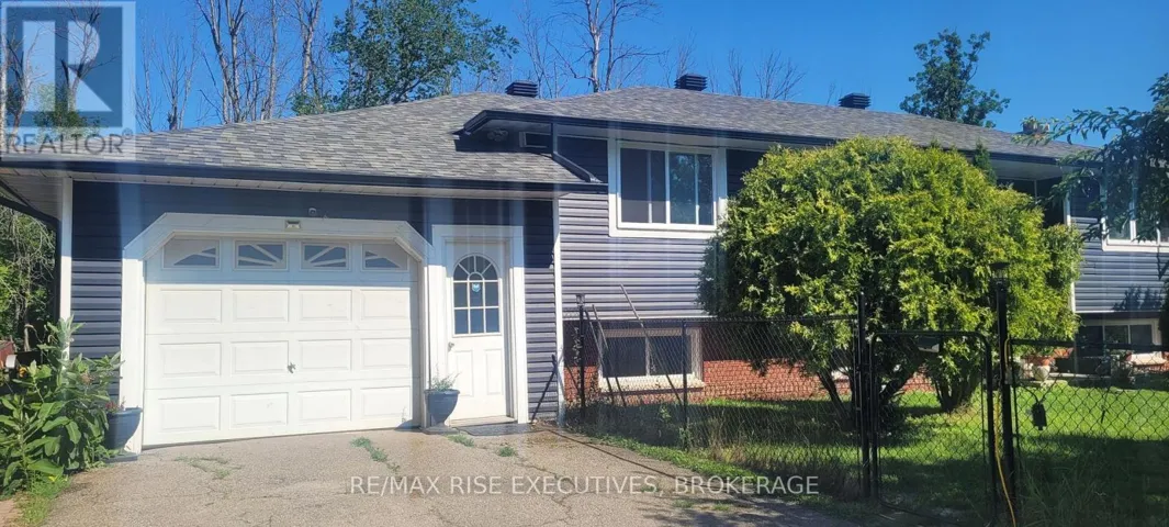 72 ERIC HUTCHESON ROAD, Smiths Falls, Ontario K7A4S5
