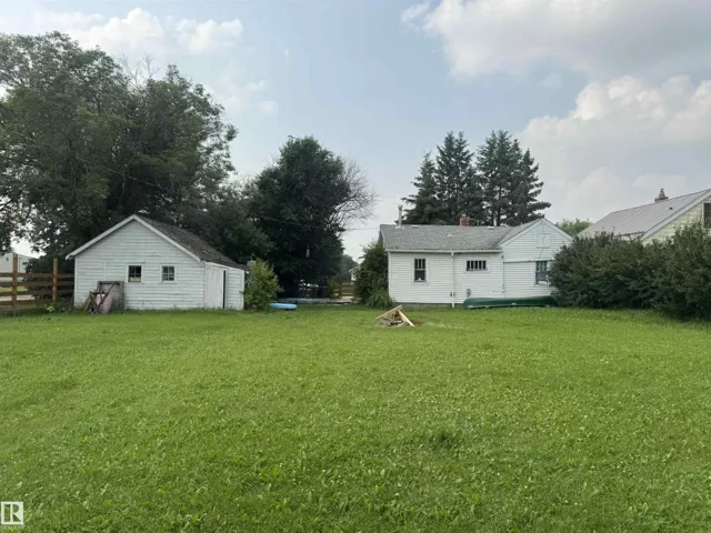 5019 48 AV, Onoway, Alberta T0E1V0