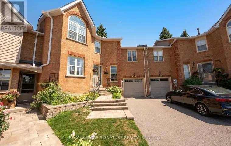 412 BUTLER COURT, Aurora (Aurora Village), Ontario L4G6G8