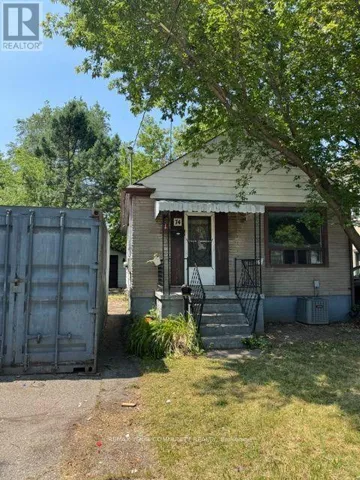 74 SIXTEENTH STREET, Toronto (New Toronto), Ontario M8V3K1