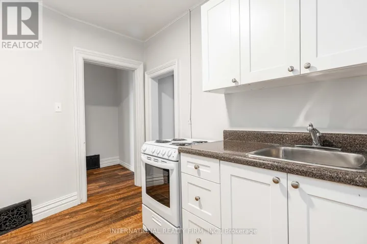 3 - 221 HAMILTON ROAD, London East (East N), Ontario N5Z1P9