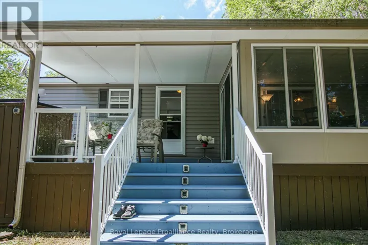 486 CTY RD 18 - 5 COVE BAY LANE, Prince Edward County (Athol Ward), Ontario K0K1P0