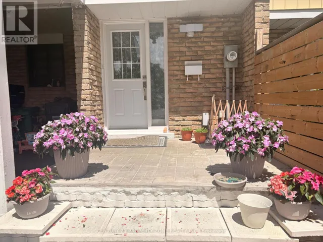 244 ROYAL SALISBURY WAY, Brampton (Madoc), Ontario L6V3H4