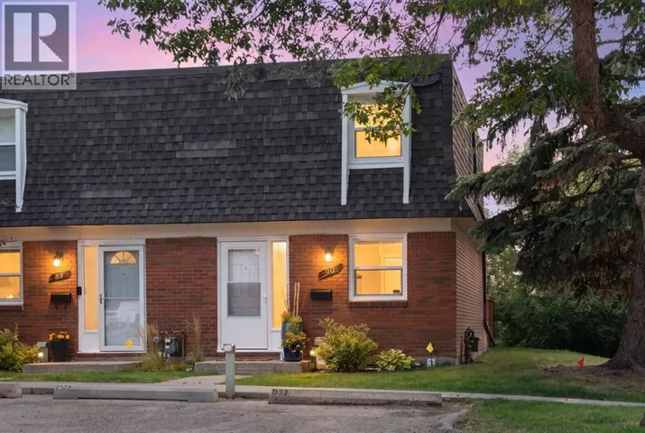 90, 330 Canterbury Drive SW, Calgary, Alberta T2W1H6