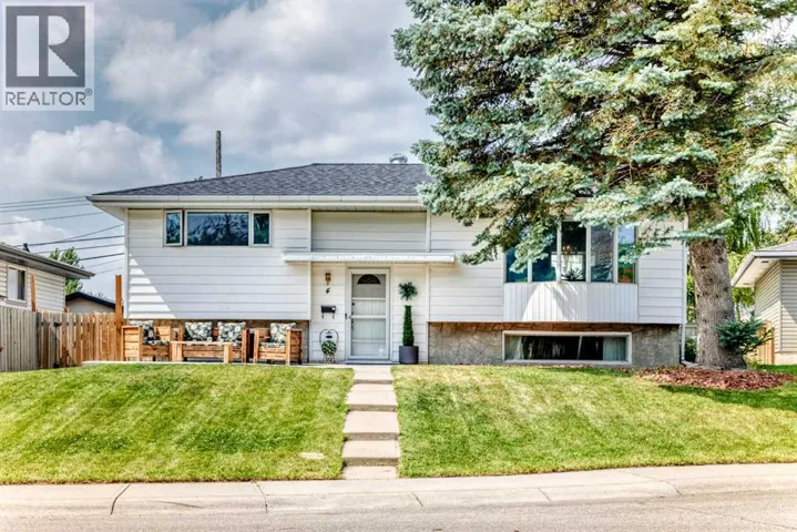 4 Marbrooke Circle NE, Calgary, Alberta T2A2W4