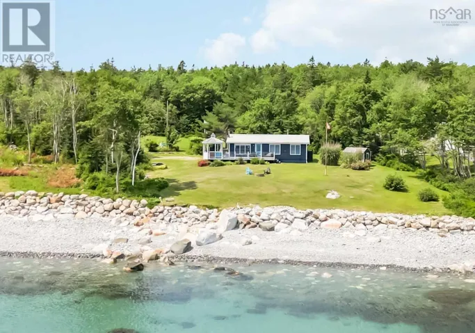 258 Bells Point Road, Port Mouton, Nova Scotia B0T1T0