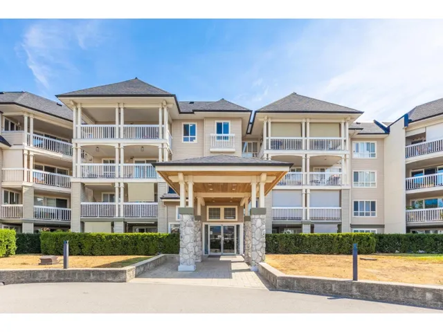 316 22022 49 AVENUE, Langley, British Columbia V3A3R9
