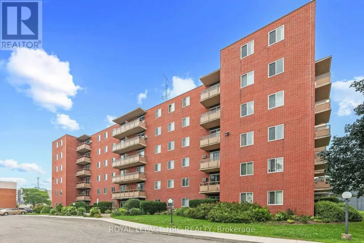 208 - 264 GRANTHAM AVENUE N, St. Catharines (Carlton/Bunting), Ontario L2P3H1