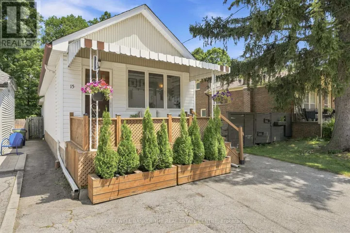 15 PRESLEY AVENUE, Toronto (Clairlea-Birchmount), Ontario M1L3P4