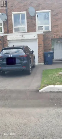 90 - 6429 FINCH AVENUE W, Toronto (Mount Olive-Silverstone-Jamestown), Ontario M9V1T3