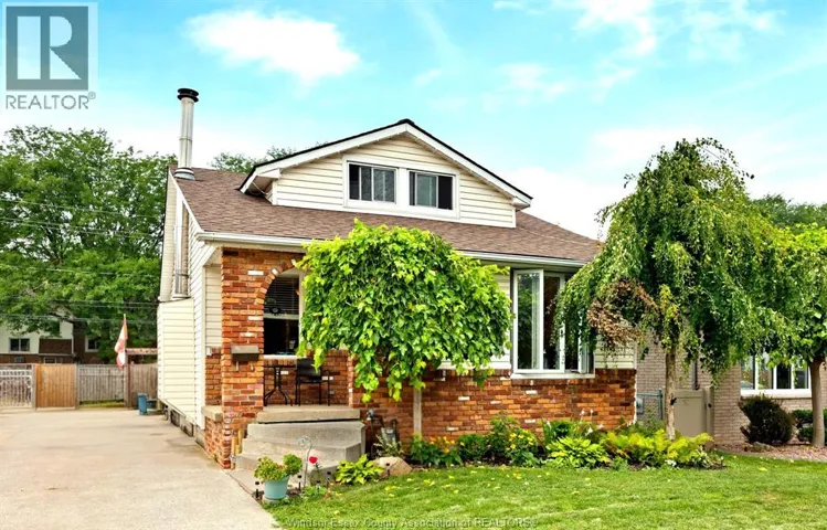 1657 WESTMINSTER BOULEVARD, Windsor, Ontario N8T1X2