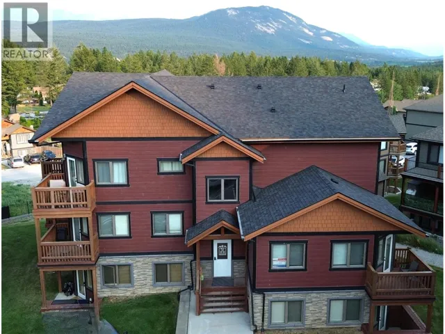 7337 Prospector Avenue Unit# 205, Radium Hot Springs, British Columbia V0A1M0