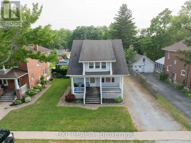 8289 WILLOUGHBY DRIVE, Niagara Falls (Chippawa), Ontario L2G6X4