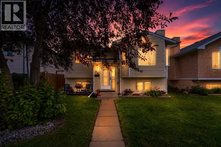 14 Eakins Crescent, Red Deer, Alberta T4R2K2
