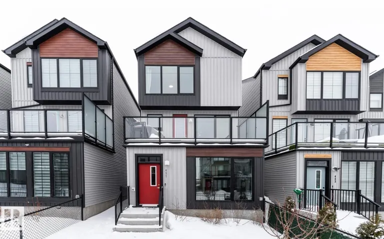 427 39 ST SW, Edmonton, Alberta T6X2X9