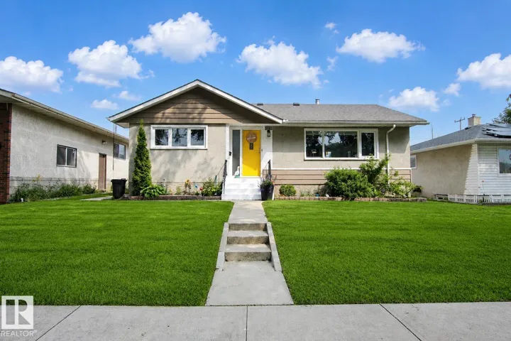 12231 55 ST NW, Edmonton, Alberta T5W3R5