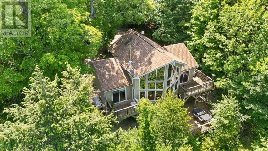 812 DOUGLAS LANE, Tay Valley, Ontario K7H3C9