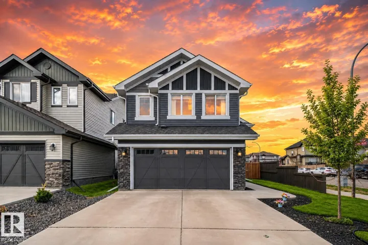 9724 223 ST NW, Edmonton, Alberta T5T7B7