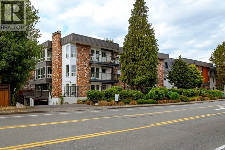 309 1725 Cedar Hill Cross Rd, Saanich, British Columbia V8P2P8