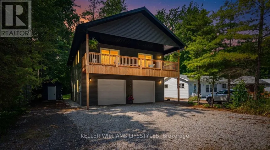 9904 LAKE ROAD, Lambton Shores (Kettle Point), Ontario N0N1J1
