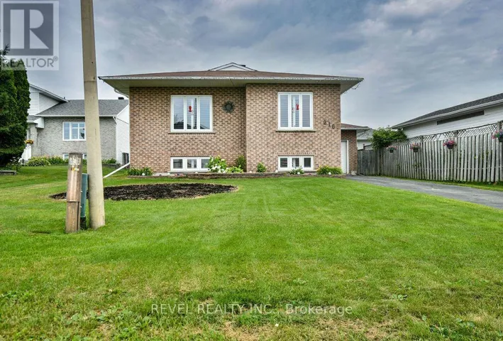 216 RENEE PLACE, Timmins (TNW - Riverpark), Ontario P4P1E8