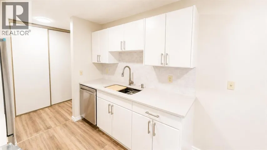 107, 405 Columbia Boulevard W, Lethbridge, Alberta T1K5R8