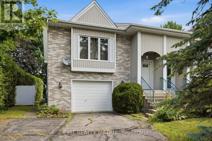 671 BERTHIAUME STREET, Hawkesbury, Ontario K6A3M1