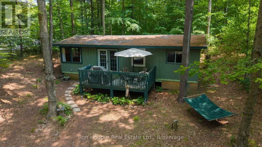15 BURTON CRESCENT, South Bruce Peninsula, Ontario N0H2G0