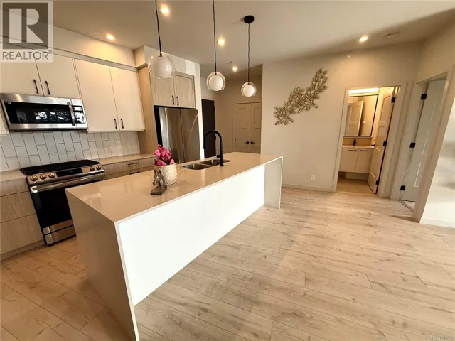 110 958 Pharoah Mews, Langford, British Columbia V9B7A1