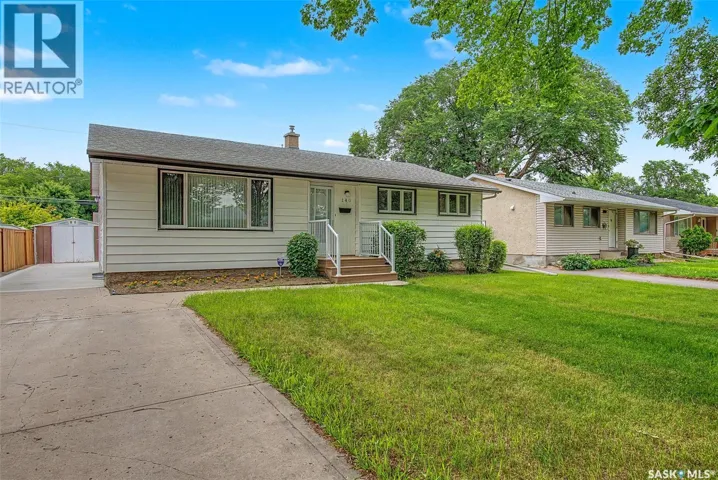 140 Mcdougall CRESCENT, Regina, Saskatchewan S4S5M7