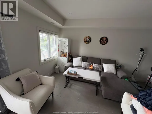 233 WATSON Unit# 106, Windsor, Ontario N8S3R8