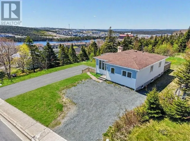 15 Paradise Road, Paradise, Newfoundland & Labrador A1L3B3