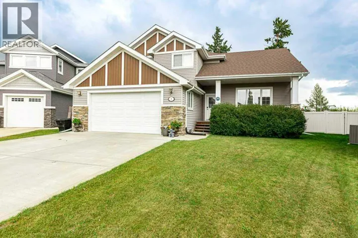 9 Henner's Outlook, Lacombe, Alberta T4L1Z3