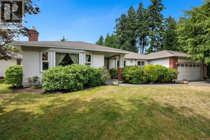 4958 Del Monte Ave, Saanich, British Columbia V8Y3A2
