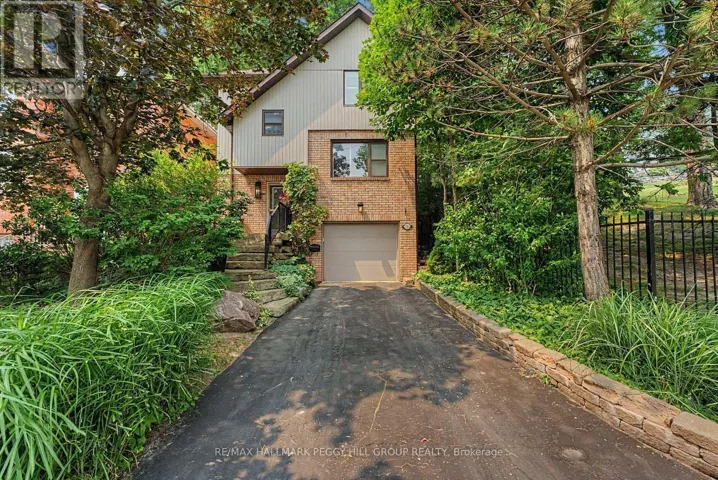 176B COLLIER STREET, Barrie (Codrington), Ontario L4M1H7