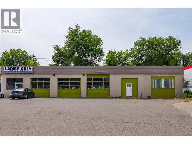 1055 Victoria Street, Kamloops, British Columbia V2C2C3