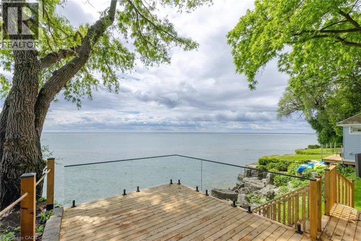 21 SECOND Street, Oakville, Ontario L6J3T1