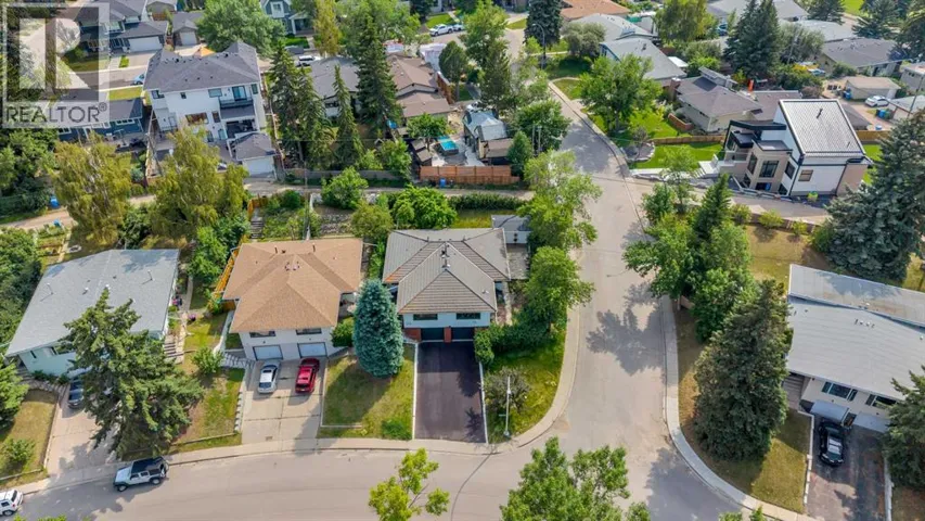 1415 Rosehill Drive NW, Calgary, Alberta T2K1M3