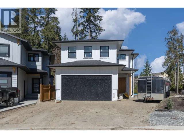 1500 21 Street NE, Salmon Arm, British Columbia V1E0G8