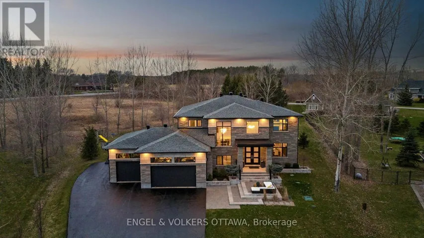 532 LEIMERK COURT, Ottawa, Ontario K4M0E8