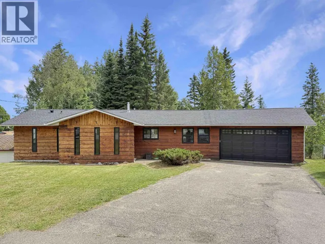 2555 WALLACE PLACE, Prince George, British Columbia V2K3V9