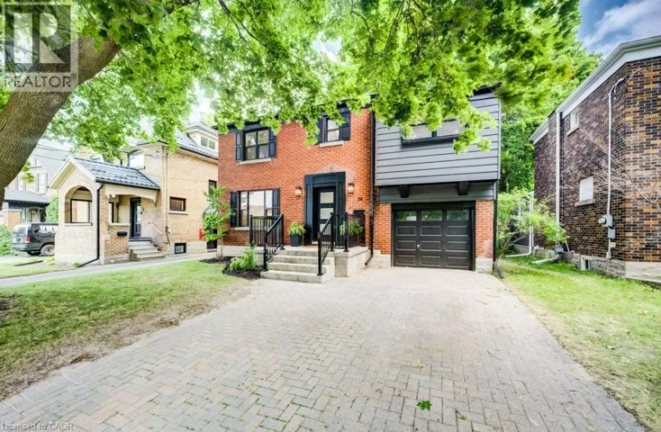 34 MOORE Avenue N, Waterloo, Ontario N2J3E5