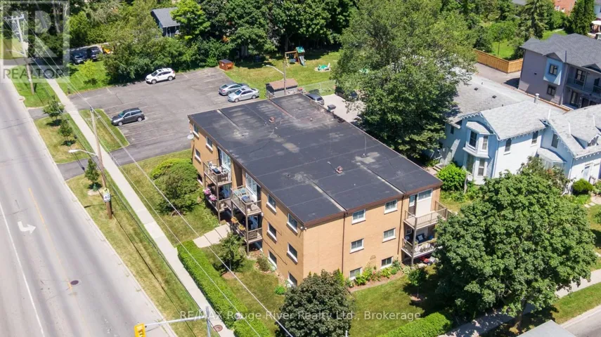 11 - 242 DARCY STREET, Cobourg, Ontario K9A4A3