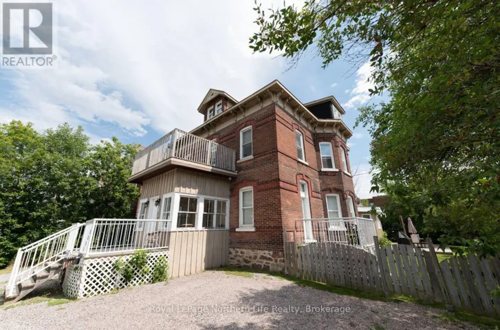 523 SHERBROOKE STREET, North Bay (Central), Ontario P1B2C4