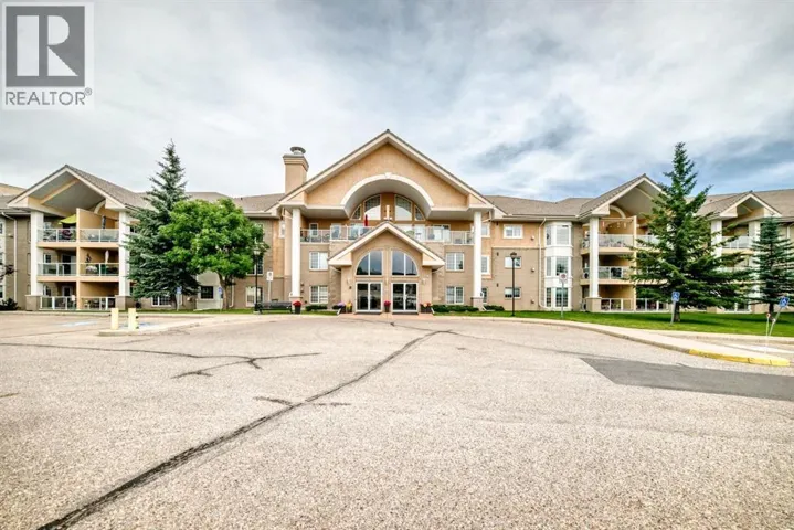 314, 728 Country Hills Road NW, Calgary, Alberta T3K5K8