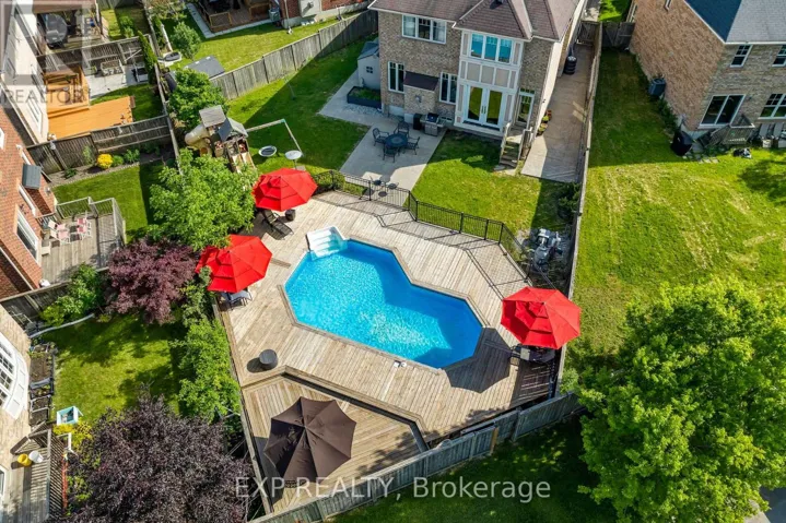 28 OHARA LANE, Hamilton (Meadowlands), Ontario L9K0C7