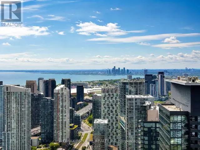 5701 - 3 CONCORD CITYPLACE WAY, Toronto (Waterfront Communities), Ontario M5V0X4
