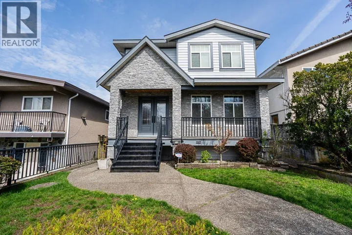 3795 UNION STREET, Burnaby, British Columbia V5C2W2