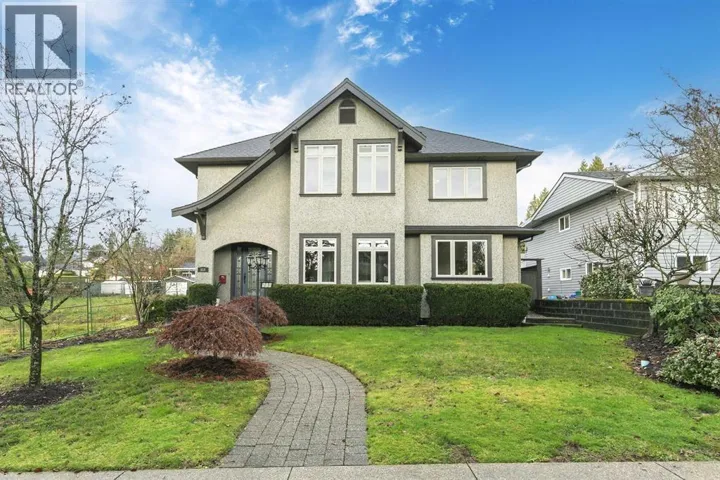 Suite 518 E 16TH STREET, North Vancouver, British Columbia V7L2T6
